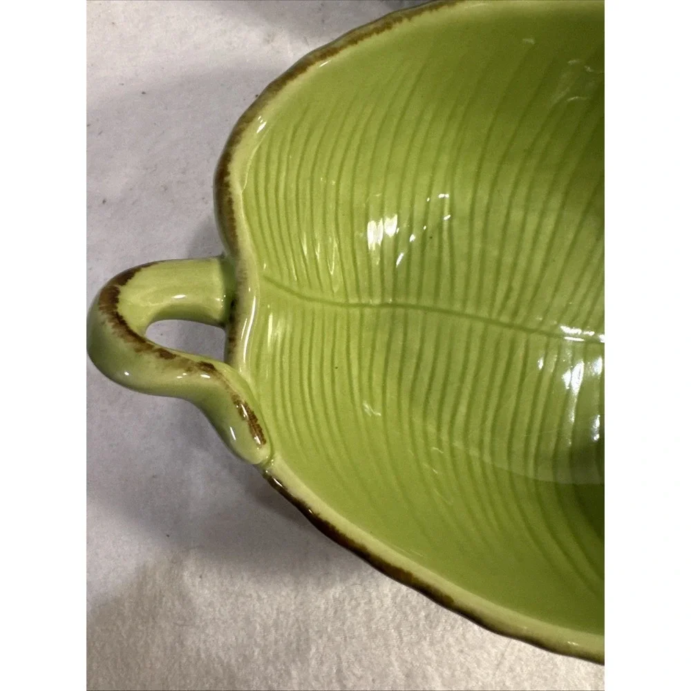 Set of 2 Pottery Barn Tropical Leaf Green 8